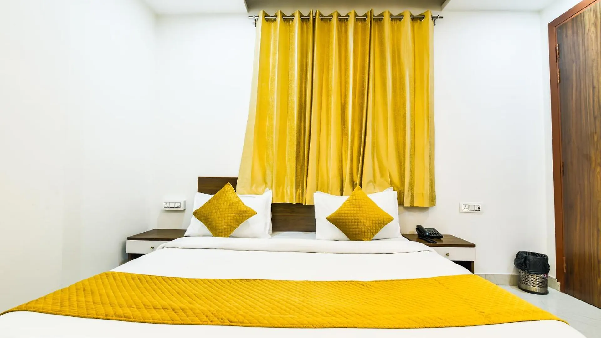 Diplomat Regency Hotel Delhi  India